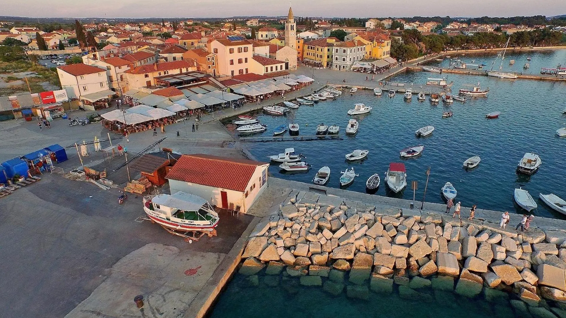 Ferienwohnung Fuer 4 Personen Ca 40 Qm In Fazana, Istrien Istrische Riviera 0*, Fazana